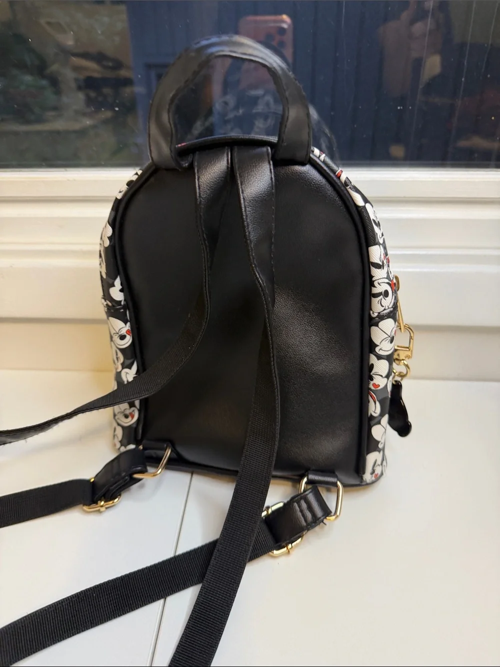 Bioworld Disney Mickey Mouse All-Over Print Mini Backpack with Glove Charm